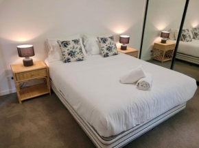 Hi Surf Unit 2, 92 Head Street, Forster Forster